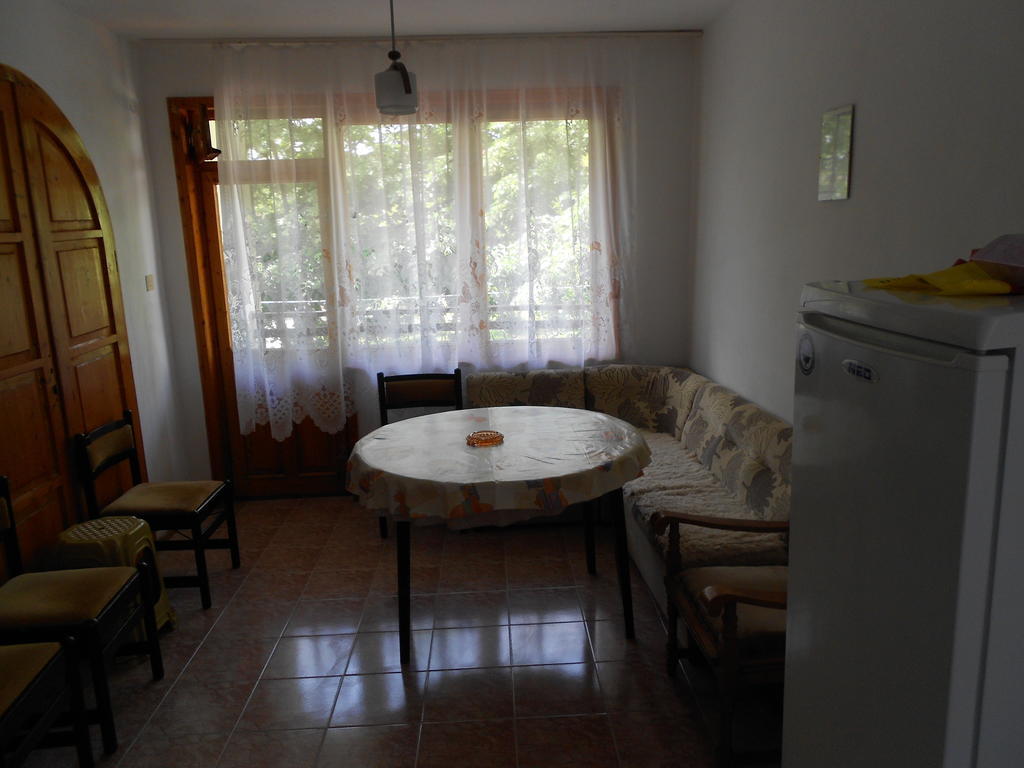 Nelly Guest House Sozopol Habitación foto